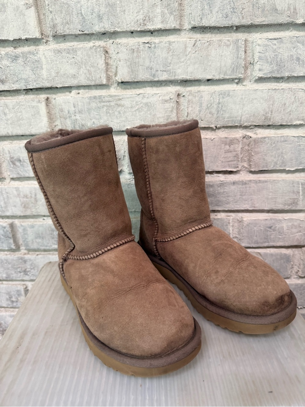 UGG Women's Short Suede Winter Boots